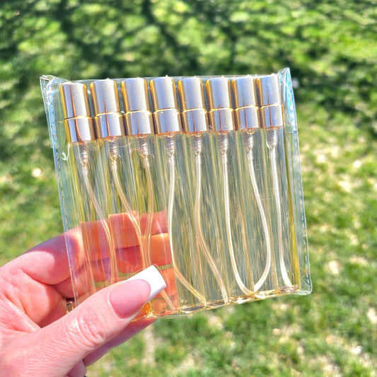 LEVITATE 25 Eau de Parfum | Cologne for Him | 10ml | Bergamot, Black Current, Apple, Lemon, Pink Pepper, Pineapple, Patchouli, Moroccan Jasmine, Birch, Musk, Oak Moss, Ambroxan, Cedarwood