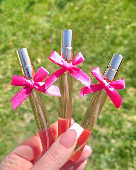 SWEET CHEEKS 34 Eau de Parfum | Perfume for Her | 10ml | Rock Sugar Candy, Bubblegum, Vanilla Cream, Fluffy Cotton Candy, Soft Cashmere Woods, Amber, Sheer Musk, Whipped Cream